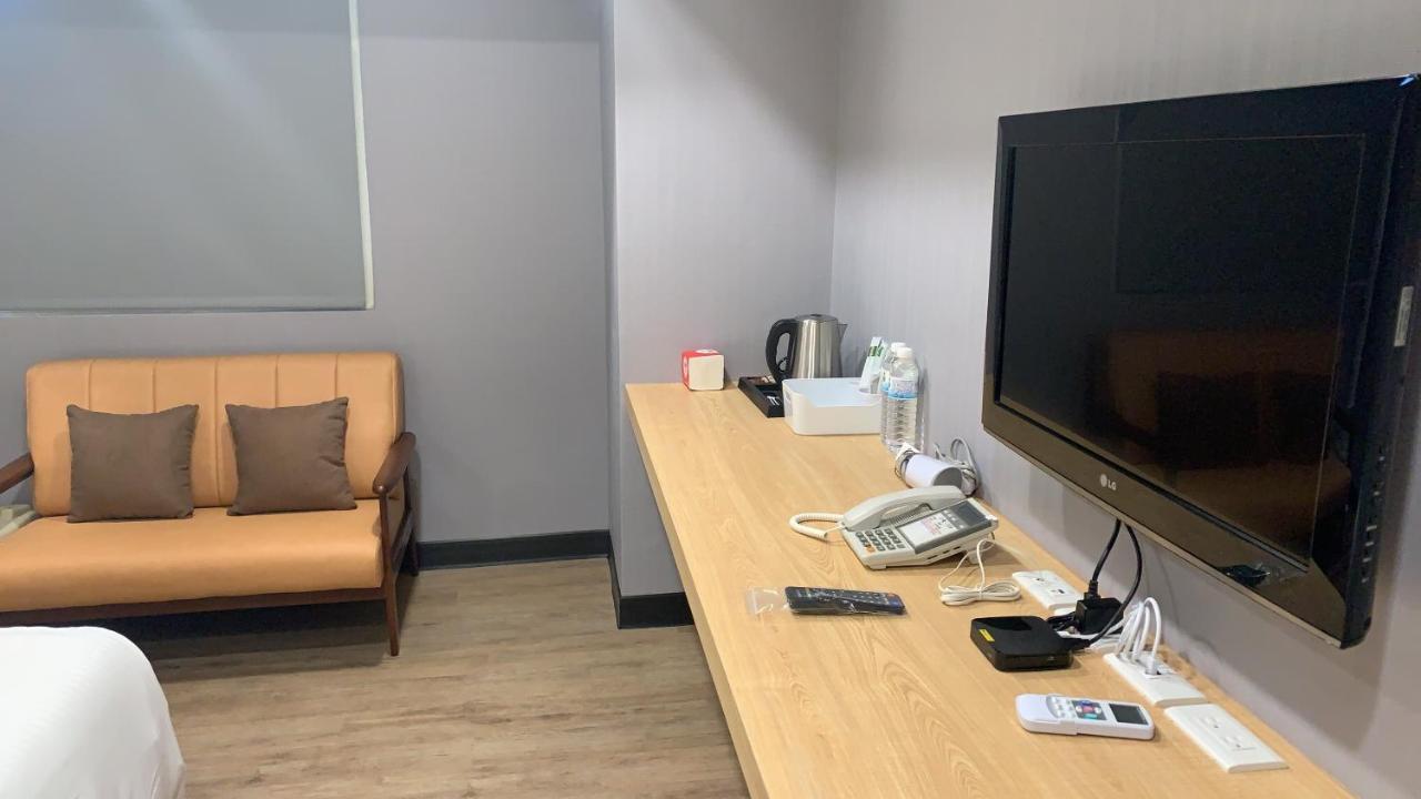 Cy Hotel Тайбэй Экстерьер фото