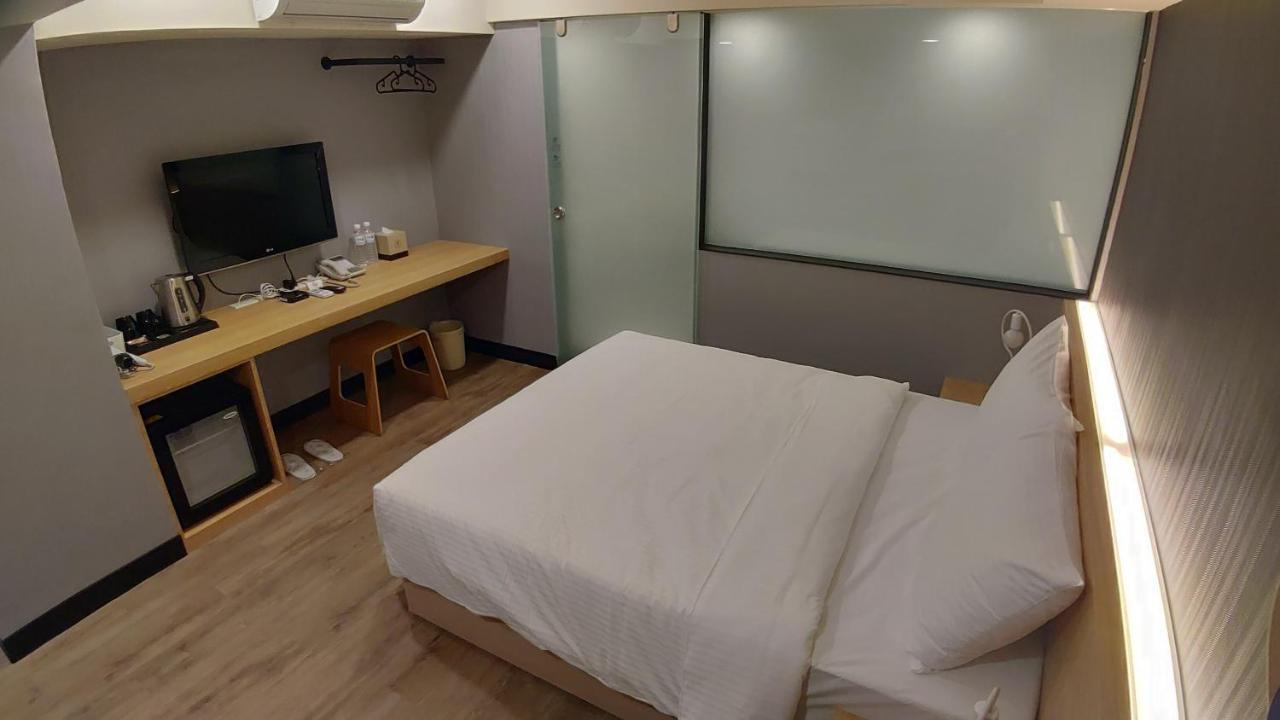 Cy Hotel Тайбэй Экстерьер фото