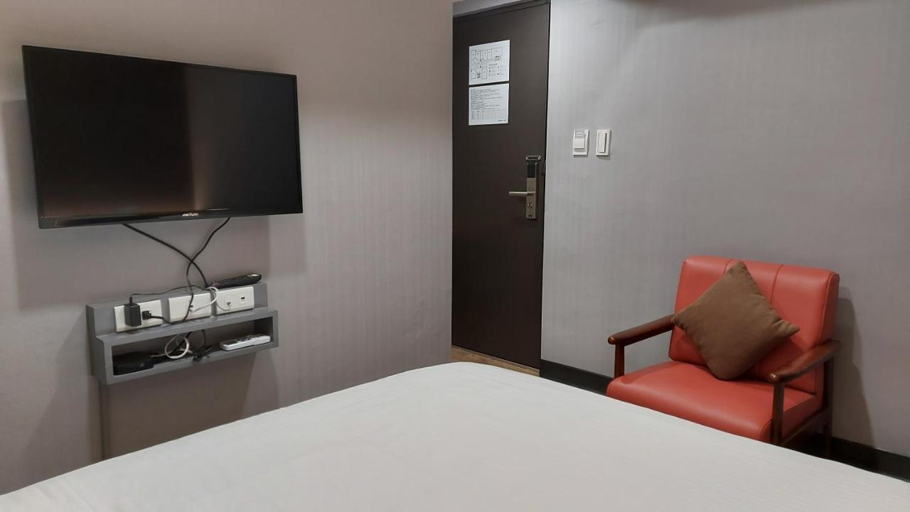 Cy Hotel Тайбэй Экстерьер фото