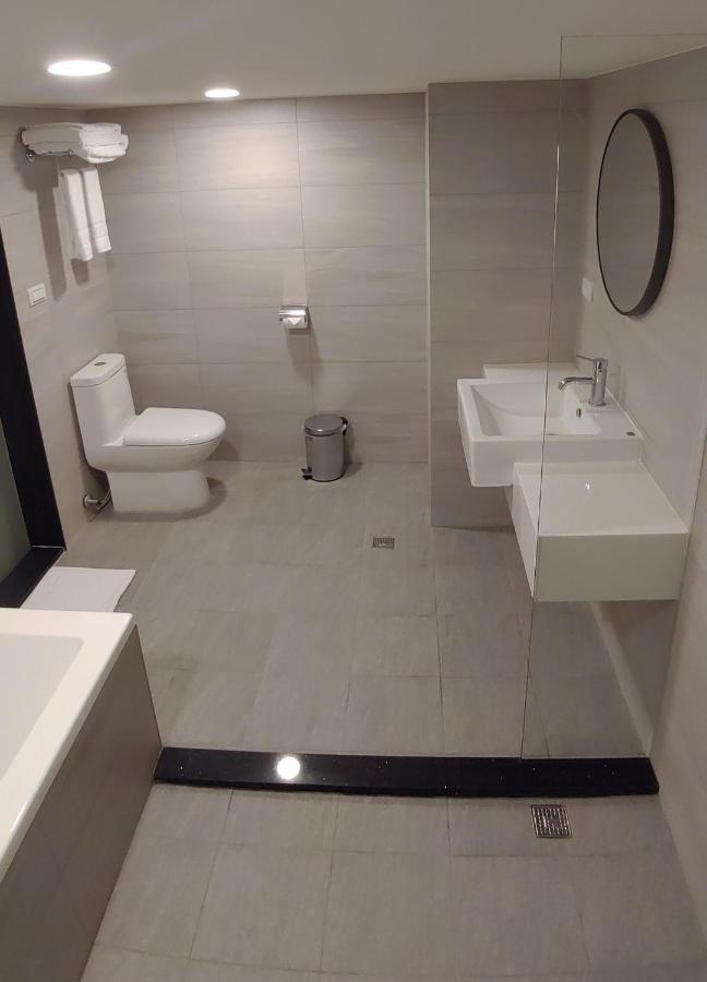 Cy Hotel Тайбэй Экстерьер фото